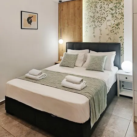 Blue Wave Apartment