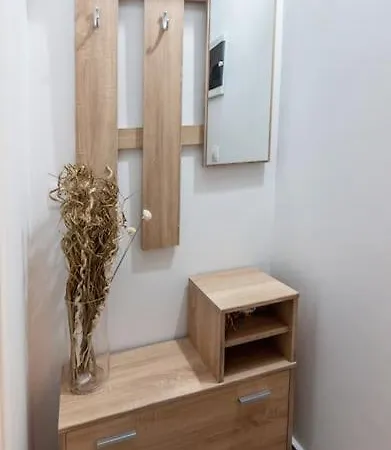 Blue Wave Apartment *